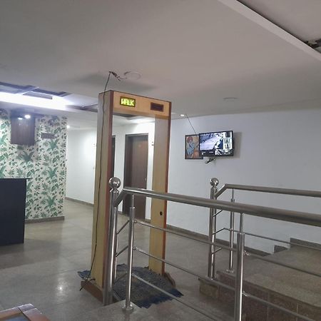 Hotel Airport Aditya Inn Új-Delhi Kültér fotó