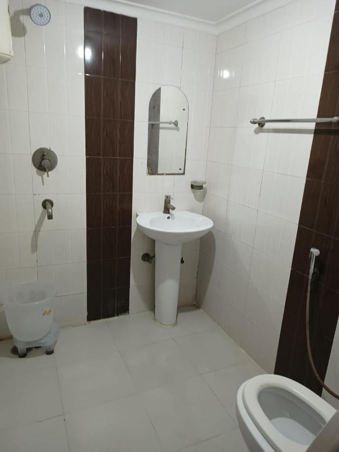 Hotel Airport Aditya Inn Új-Delhi Kültér fotó