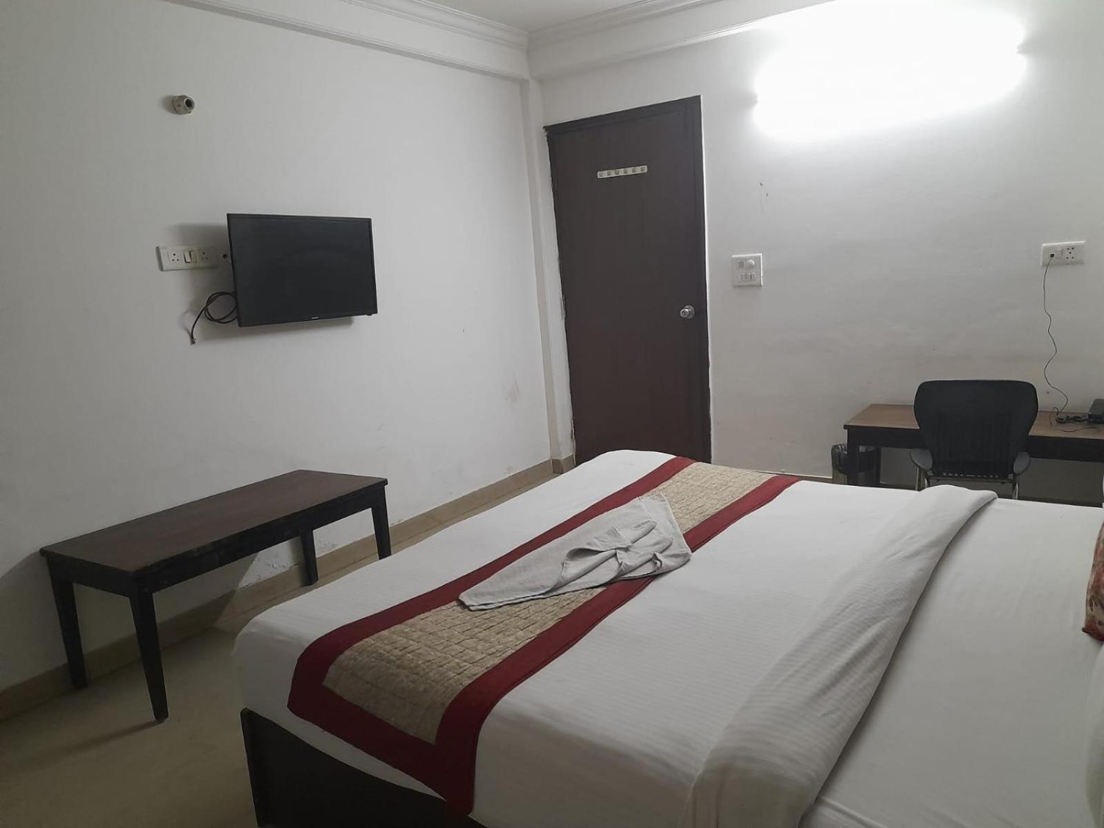 Hotel Airport Aditya Inn Új-Delhi Kültér fotó